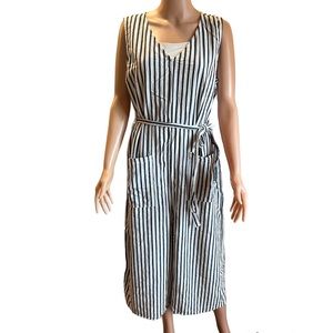 Universal Threads Romper Size XL